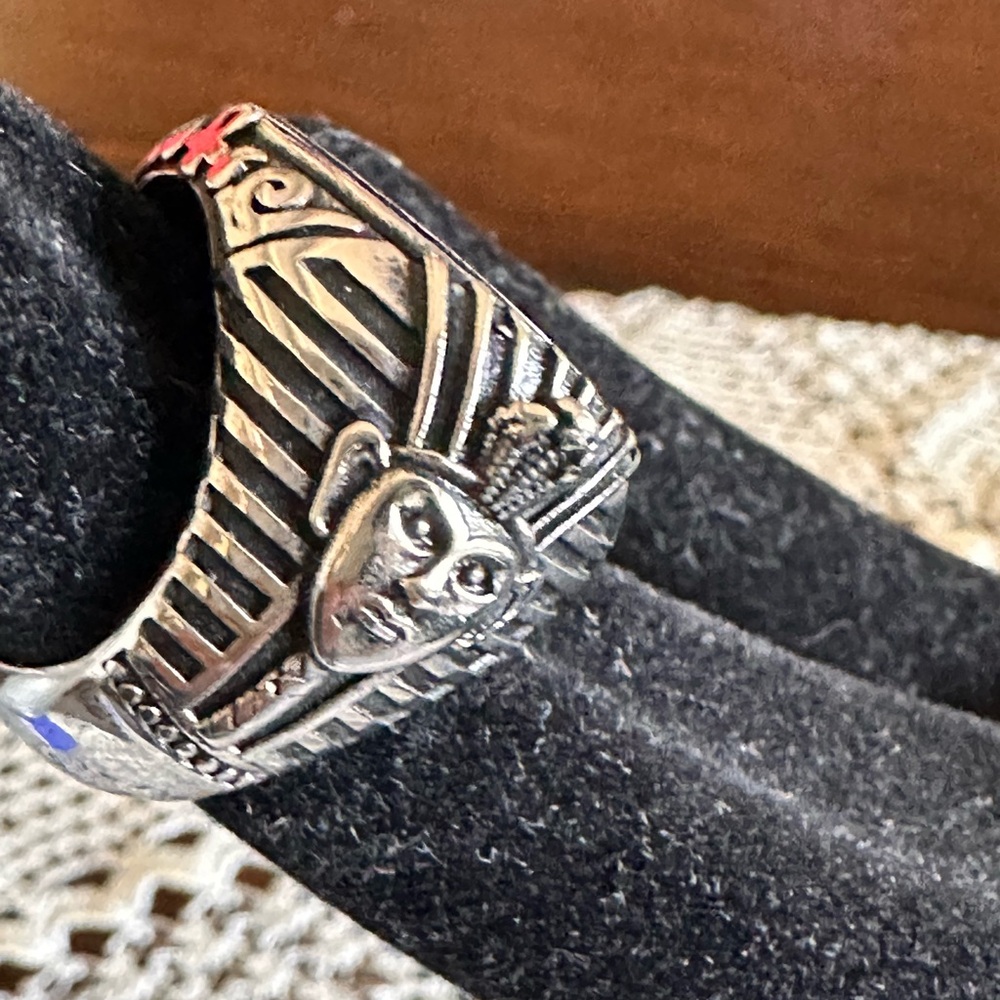 Unique Silver Engraved Ring - Picture 3 of 5